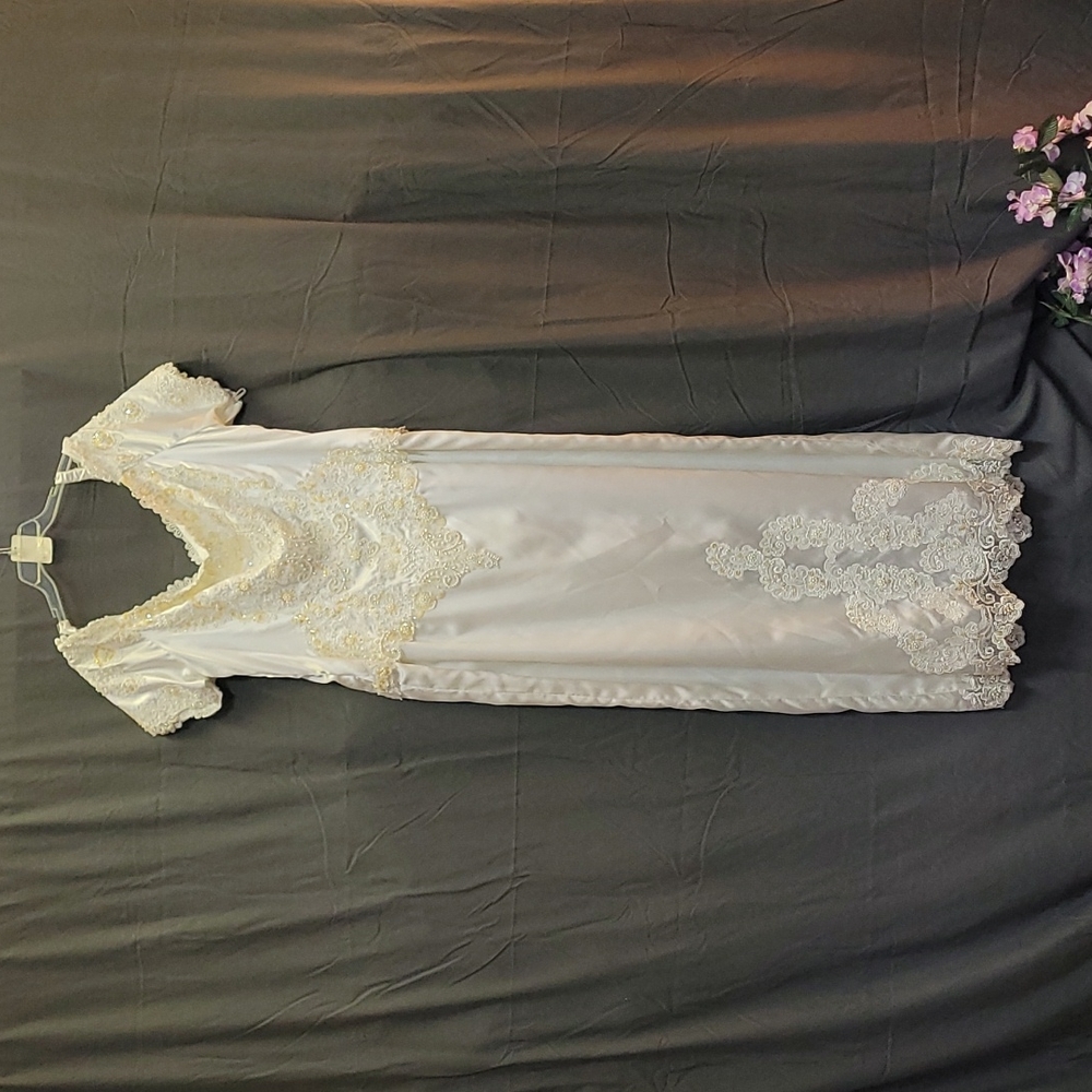 Wedding dress